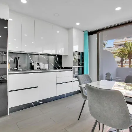 Charming Las Americas, Terrace, Fiber, Pool Playa de las Americas (Tenerife)